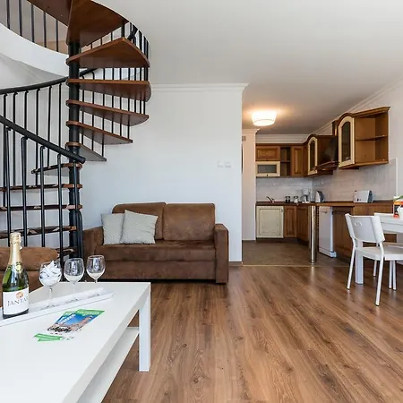 Jantar - Penthouse Sea View Morska شقة